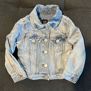 GAP Denim jacket toddler 3T Like new barely worn Distressed look